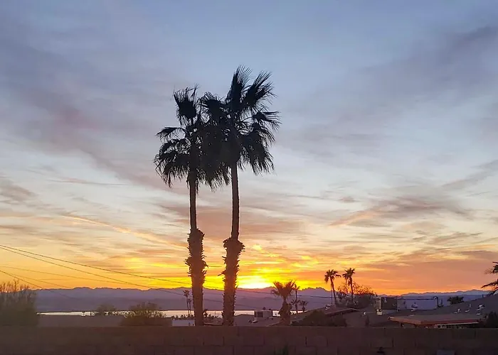 4 Mi To Access: W/ & Mtn Views! Vakantiehuis Lake Havasu City